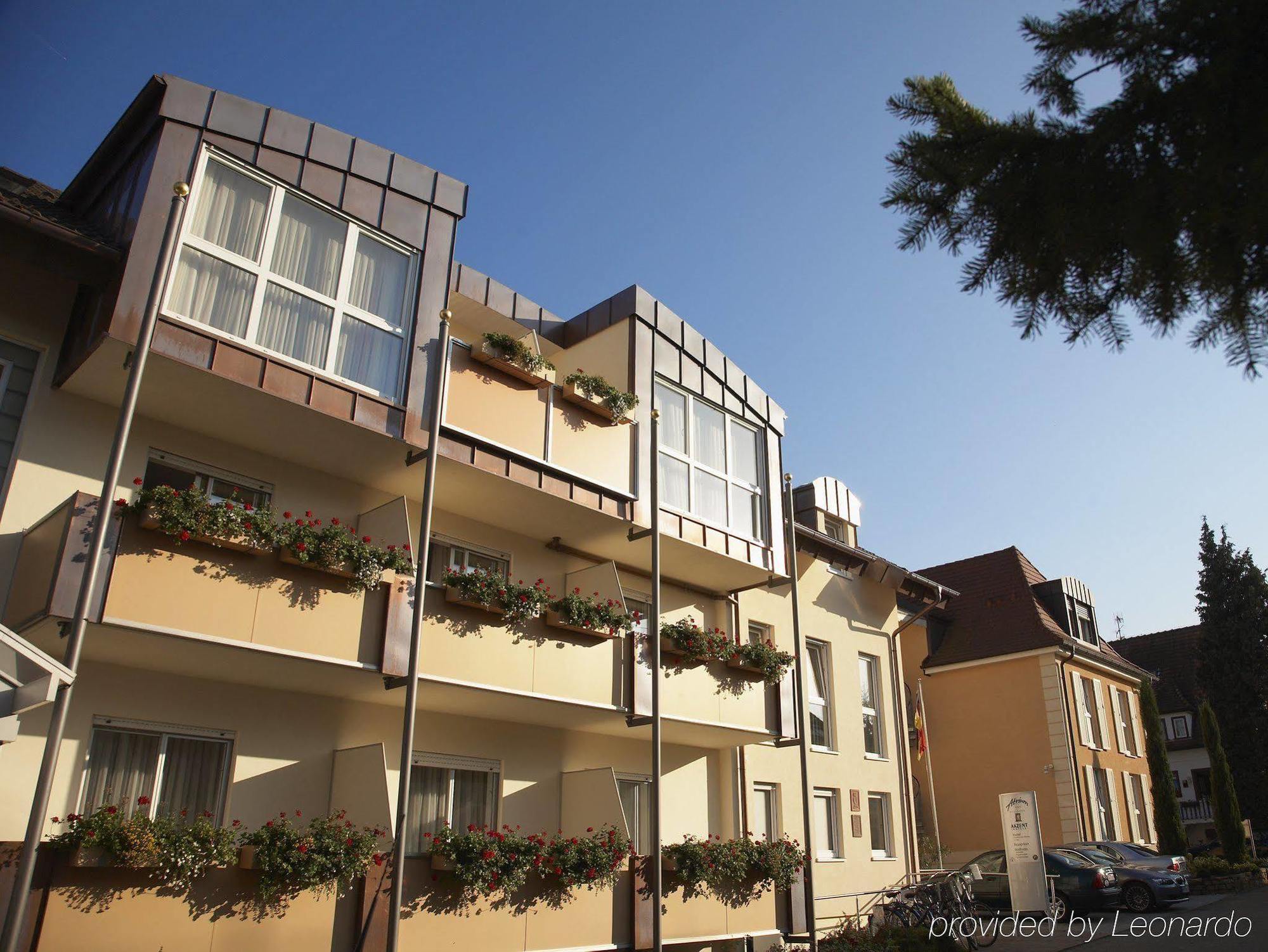 Akzent Hotel Atrium Baden Bad Krozingen Exterior foto